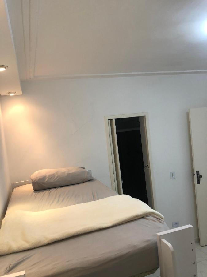 Apartamento Com Varanda E Suite Enseada Гуаружа Екстер'єр фото