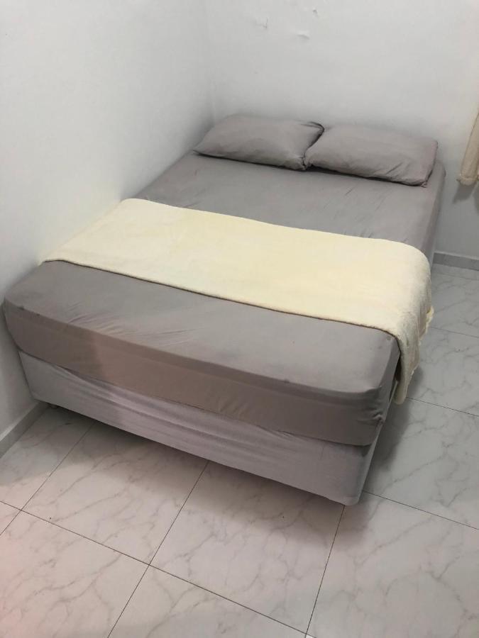Apartamento Com Varanda E Suite Enseada Гуаружа Екстер'єр фото