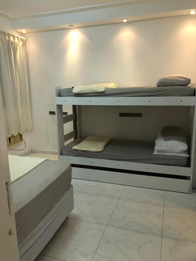 Apartamento Com Varanda E Suite Enseada Гуаружа Екстер'єр фото