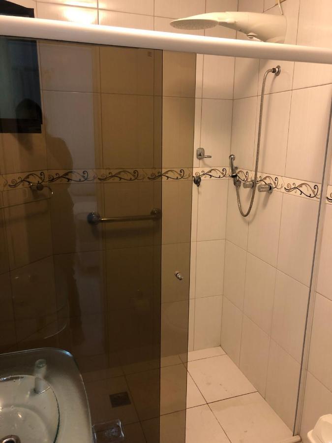 Apartamento Com Varanda E Suite Enseada Гуаружа Екстер'єр фото