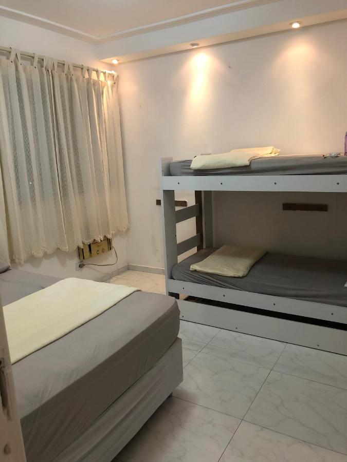 Apartamento Com Varanda E Suite Enseada Гуаружа Екстер'єр фото