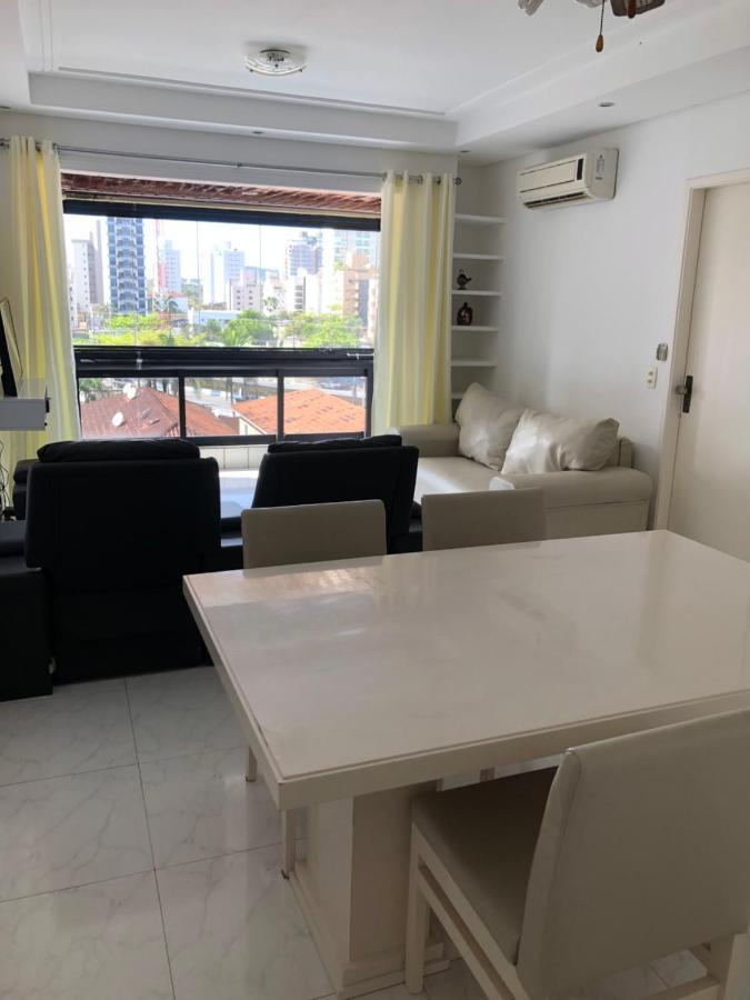 Apartamento Com Varanda E Suite Enseada Гуаружа Екстер'єр фото