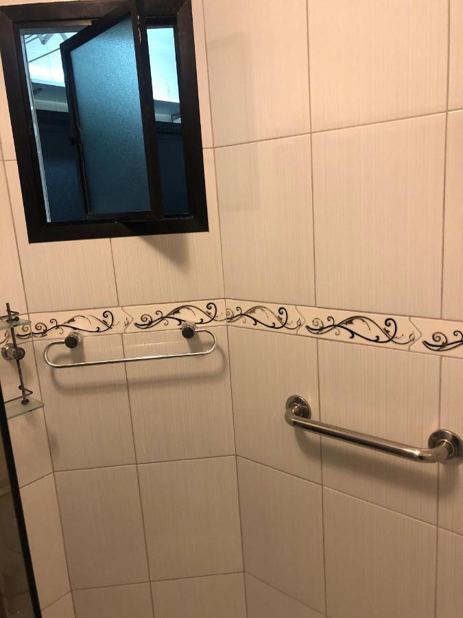 Apartamento Com Varanda E Suite Enseada Гуаружа Екстер'єр фото