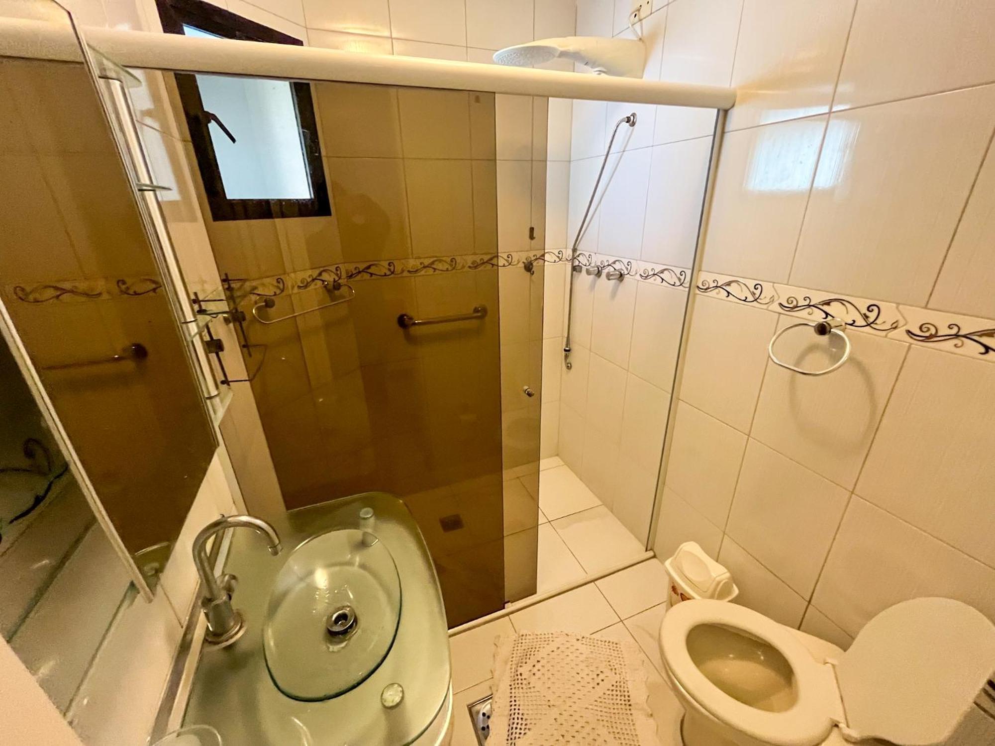 Apartamento Com Varanda E Suite Enseada Гуаружа Екстер'єр фото