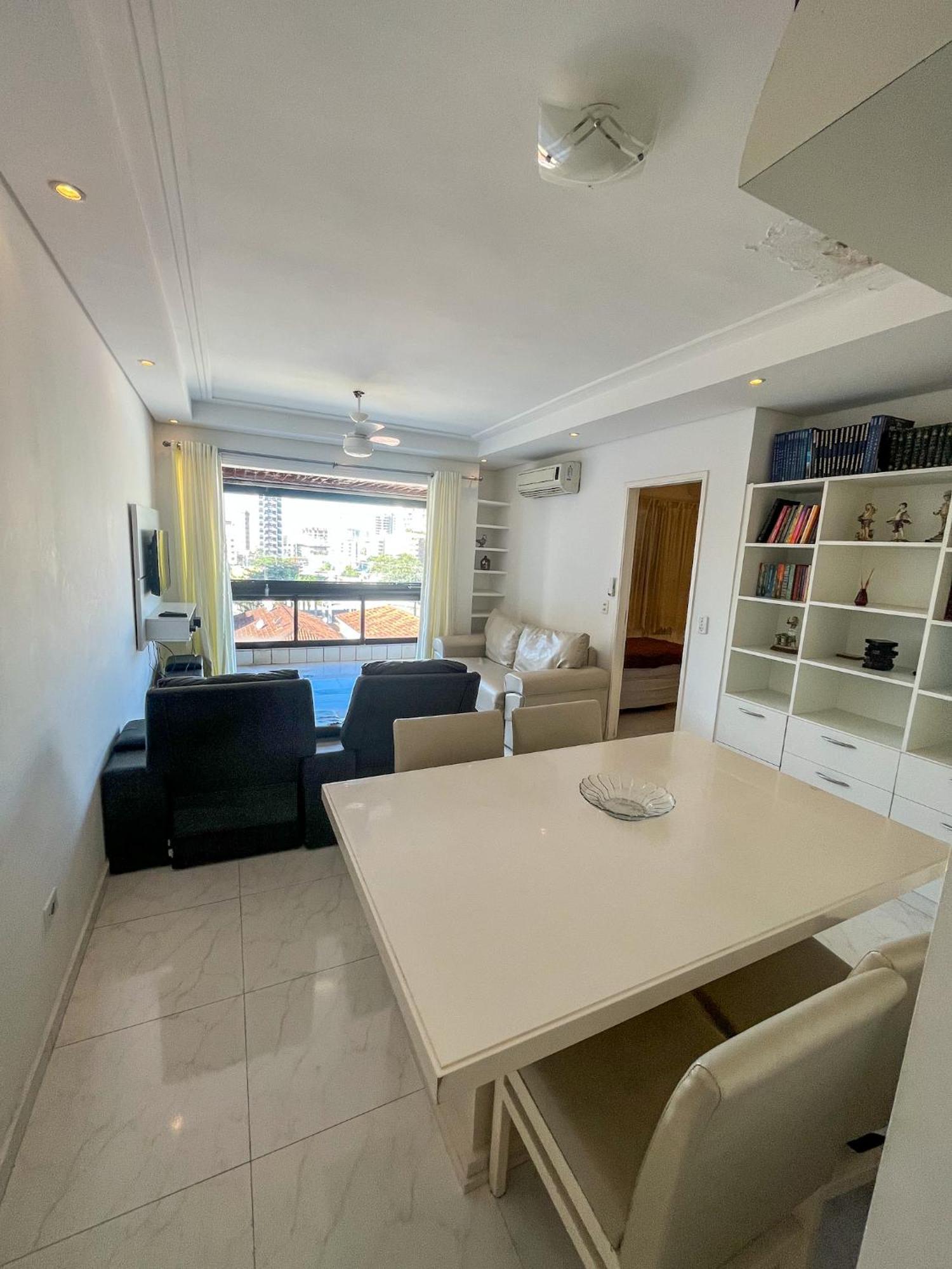 Apartamento Com Varanda E Suite Enseada Гуаружа Екстер'єр фото