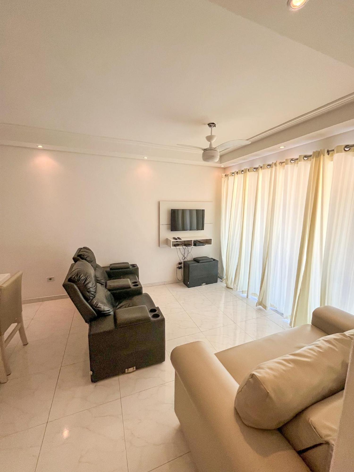 Apartamento Com Varanda E Suite Enseada Гуаружа Екстер'єр фото