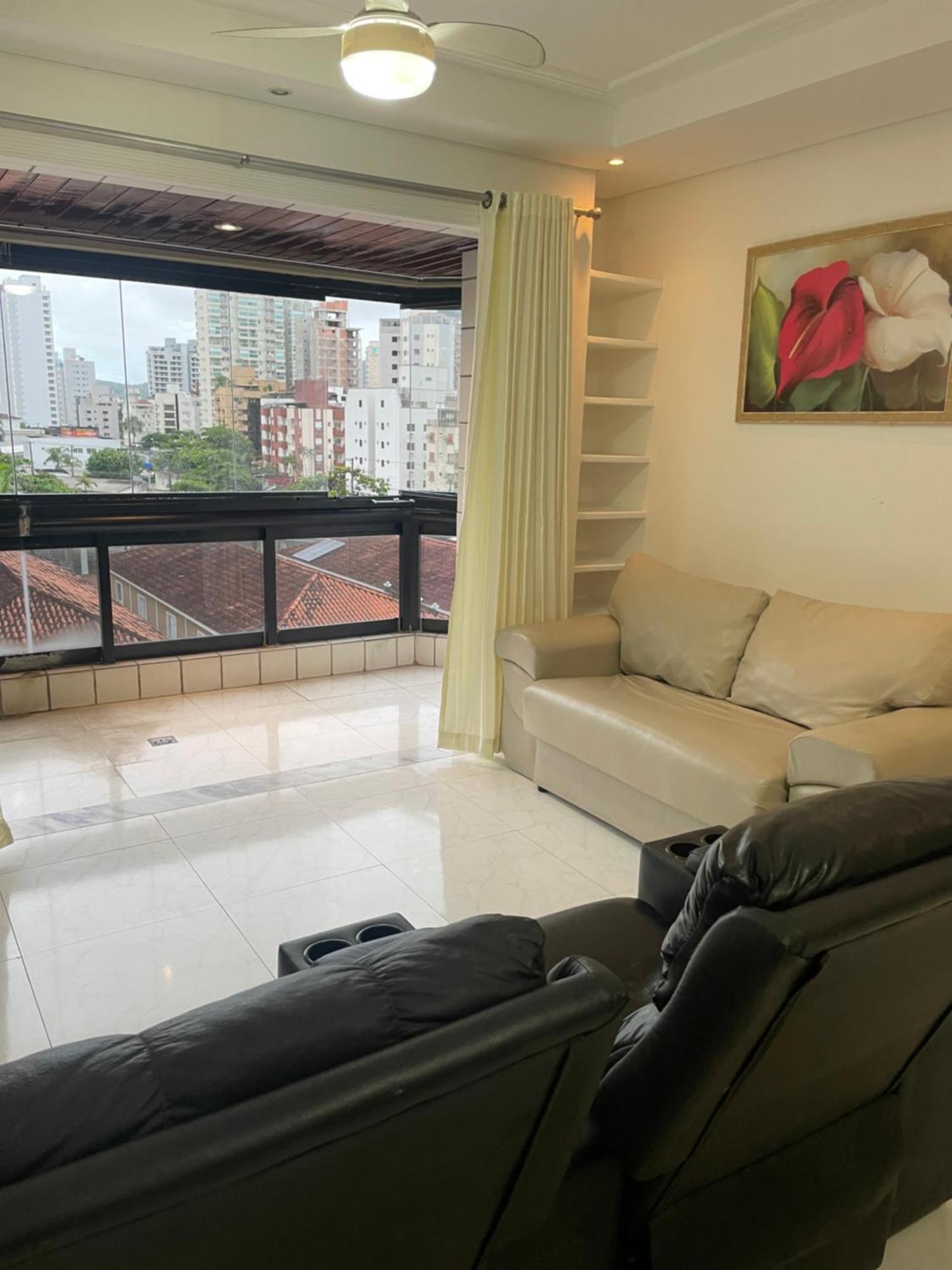 Apartamento Com Varanda E Suite Enseada Гуаружа Екстер'єр фото